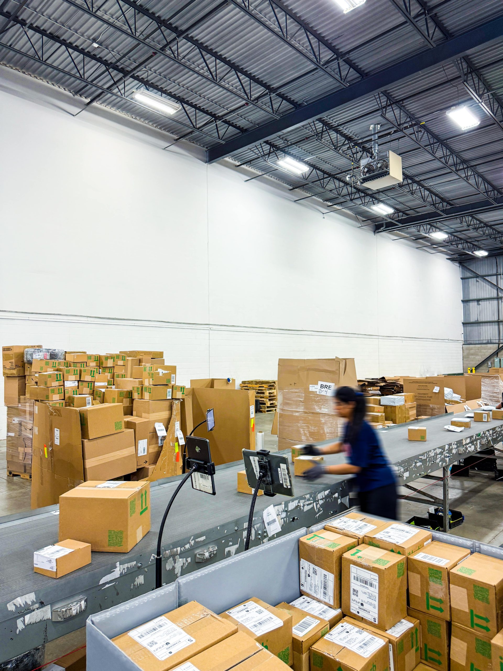 Cross-Border Shipping to Canada: A Practical Guide for U.S. Brands